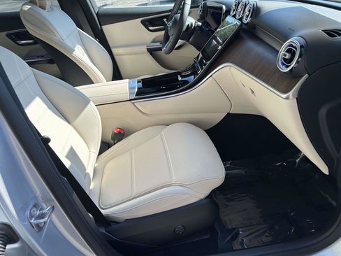 New 2027 Mercedes-Benz GLC 300 image 43