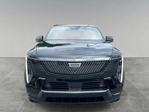 New 2026 Cadillac Escalade IQL Sport 2 w/ LPO, ONYX Package AWD/4WD image 8