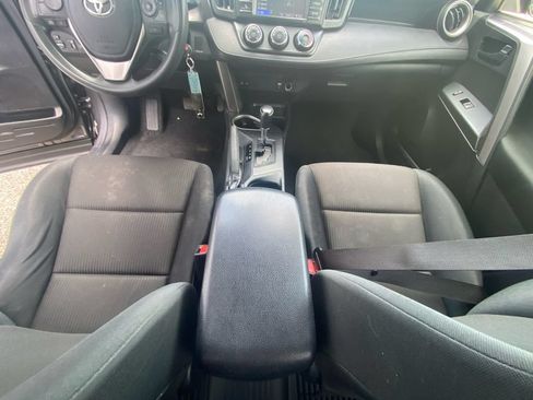 Used 2018 Toyota RAV4 LE w/ All Weather Liner Package AWD/4WD image 11