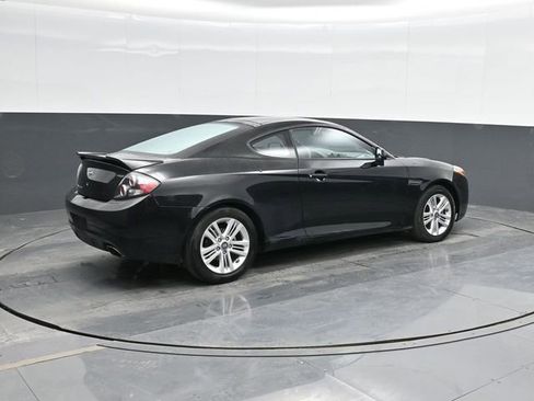 Used 2008 Hyundai Tiburon GS image 3