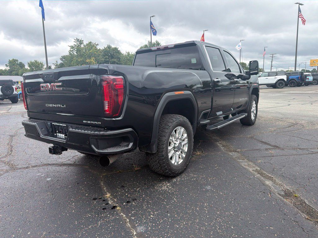 Used 2023 GMC Sierra 3500 Denali w/ Denali Ultimate Package AWD/4WD image 6