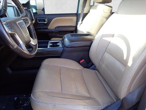 Used 2017 GMC Sierra 2500 Denali w/ Duramax Plus Package image 9