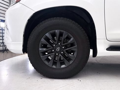 Used 2021 Lexus GX 460 Premium w/ Premium Package AWD/4WD image 15