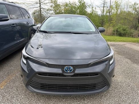 Certified 2025 Toyota Corolla LE w/ LE Premium Package AWD/4WD image 2