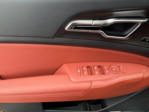 New 2026 Kia Sportage SX image 11