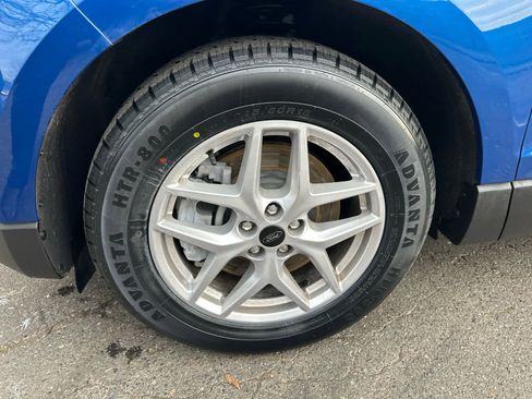 Certified 2024 Ford Edge SEL image 3