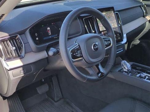 New 2025 Volvo XC90 B5 Core w/ Protection Package Premier image 2