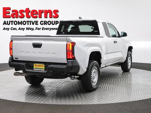 Used 2024 Toyota Tacoma SR RWD image 5