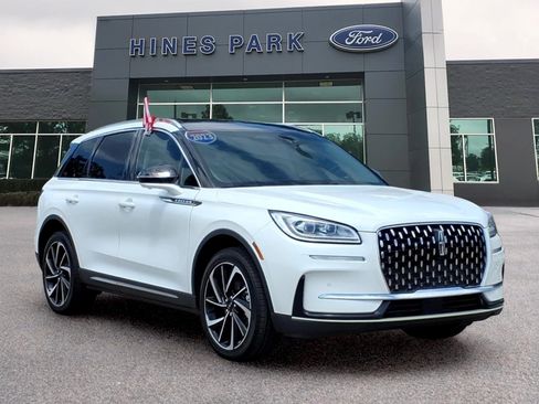 Used 2023 Lincoln Corsair Reserve w/ Equipment Group 201A AWD/4WD image 1