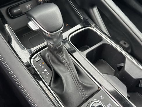 Used 2021 Kia Telluride SX w/ SX Prestige Package image 29