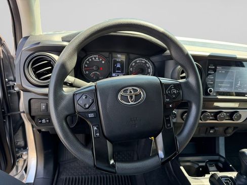 Used 2021 Toyota Tacoma 4x4 Double Cab image 13