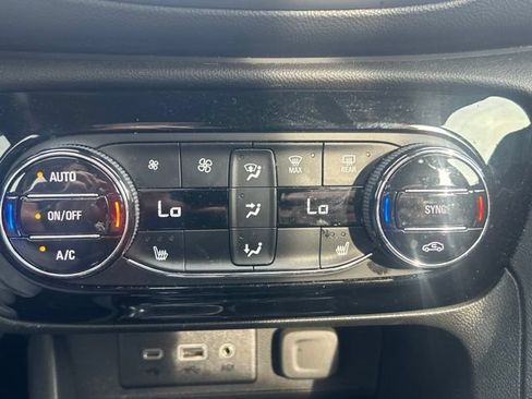 Used 2023 Buick Encore GX Select w/ Safety Package II FWD image 10