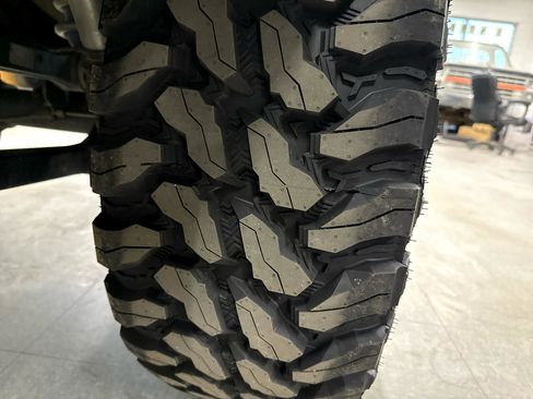 Used 2022 Jeep Gladiator Sport image 50