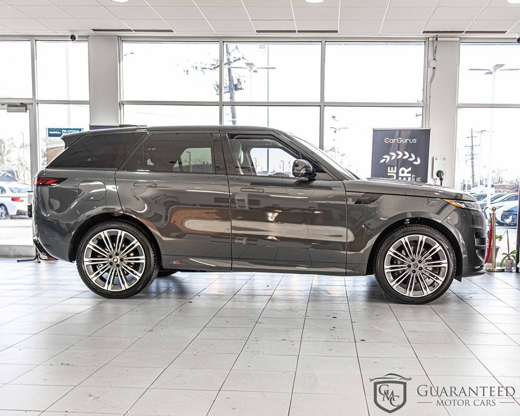 Used 2024 Land Rover Range Rover Sport Dynamic SE AWD/4WD image 9