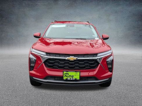 New 2026 Chevrolet Trax LT w/ Sunroof Package image 9