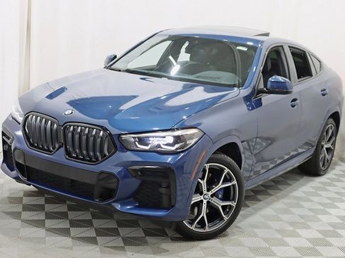 Used 2022 BMW X6 xDrive40i w/ M Sport Package image 5