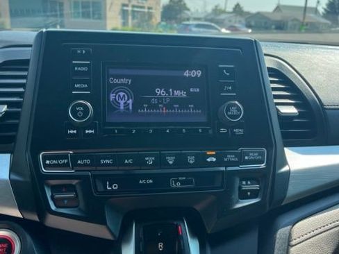 Used 2019 Honda Odyssey LX image 39