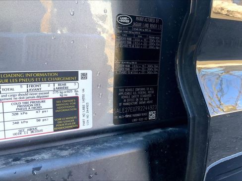 Used 2024 Land Rover Defender 110 X-Dynamic SE image 4