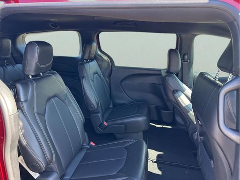 New 2026 Chrysler Pacifica Select image 27