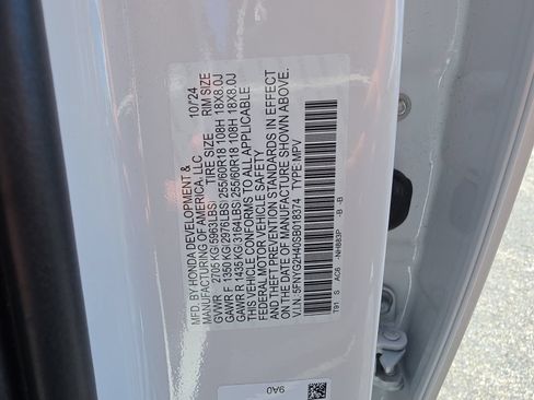 Certified 2025 Honda Pilot EX-L image 30
