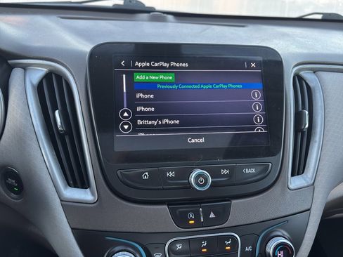 Used 2022 Chevrolet Malibu LT image 28