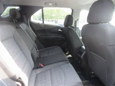 Used 2022 Chevrolet Equinox LT image 8