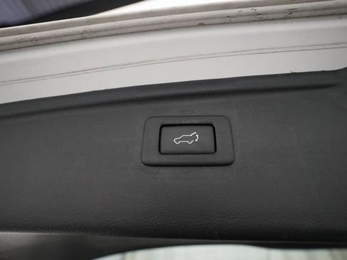 Used 2016 Subaru Outback 2.5i Limited image 14