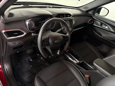 Used 2023 Chevrolet TrailBlazer RS FWD image 18
