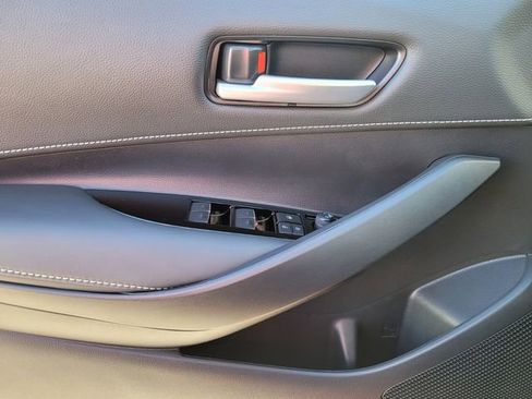 Used 2024 Toyota Corolla SE image 31