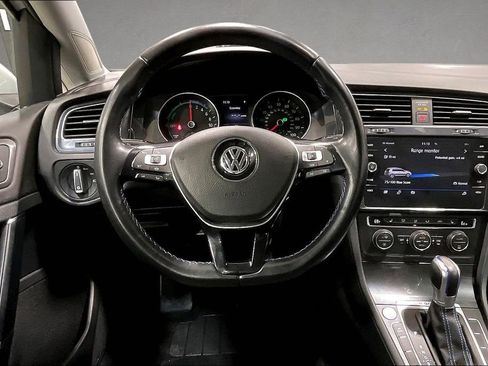 Used 2019 Volkswagen e-Golf SE w/ Driver Assistance Package image 8