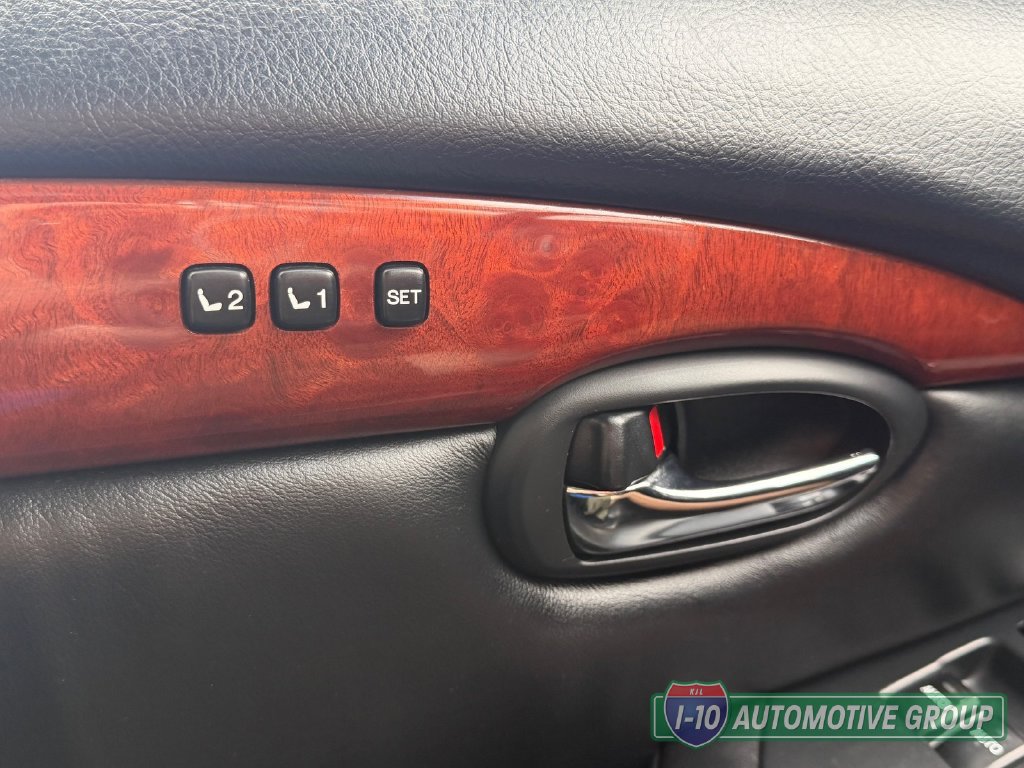 Used 2002 Lexus SC 430 Convertible RWD image 13