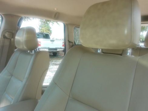 Used 2017 Jeep Grand Cherokee Limited RWD image 12