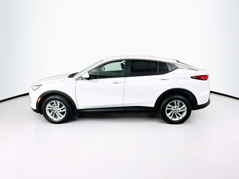 Used 2025 Buick Envista Preferred image 4