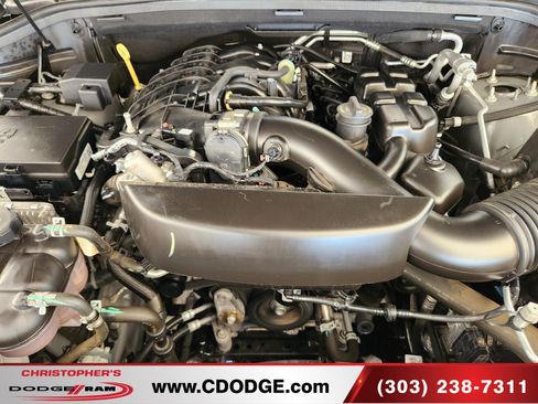 Used 2022 Dodge Durango SXT w/ Blacktop Package AWD/4WD image 24
