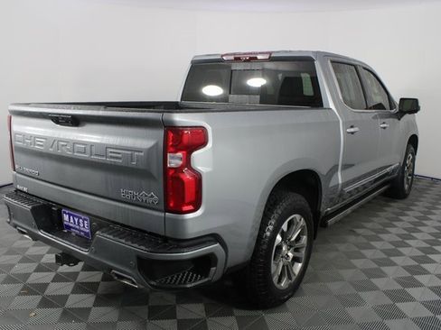 Used 2025 Chevrolet Silverado 1500 High Country w/ Technology Package image 29