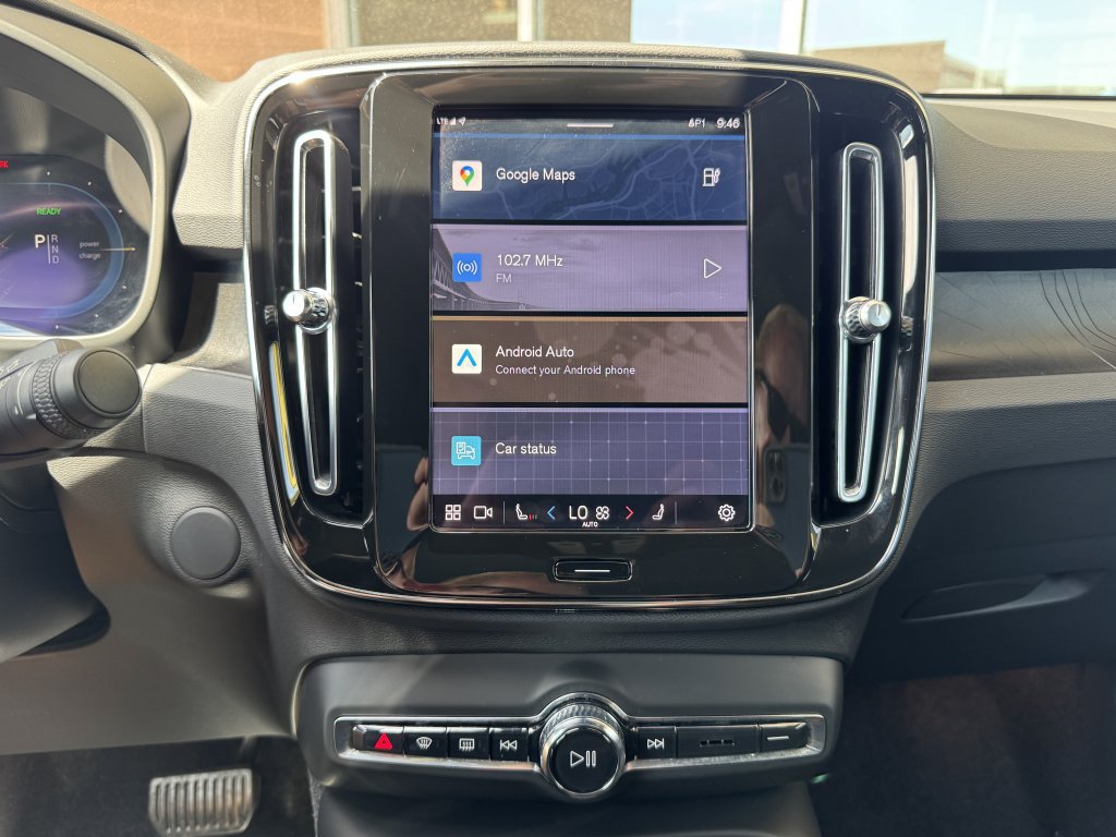 Used 2023 Volvo C40 P8 Recharge Plus w/ Protection Package Premier AWD/4WD image 18