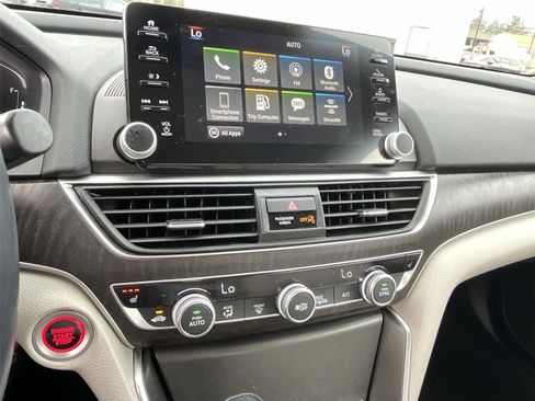 Used 2019 Honda Accord EX-L image 26