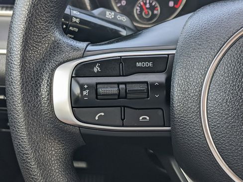 Used 2022 Kia K5 LXS image 17