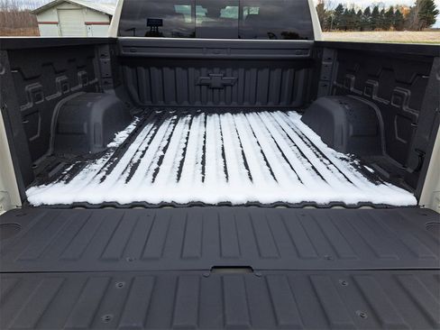 New 2026 Chevrolet Silverado 1500 ZR2 image 25