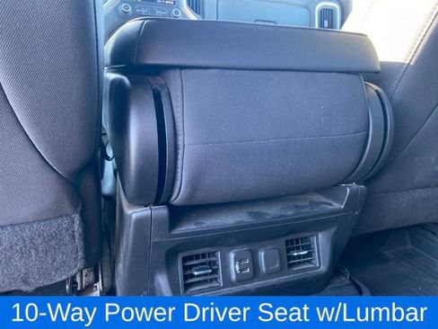 Used 2022 Chevrolet Silverado 1500 LT image 18