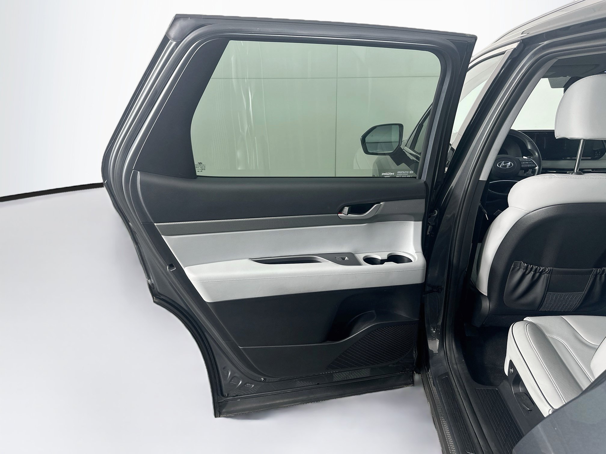 Used 2025 Hyundai Palisade SEL FWD image 27