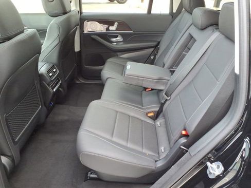 New 2026 Mercedes-Benz GLS 450 4MATIC image 17