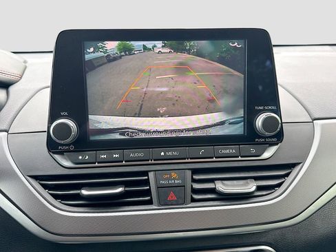 Certified 2024 Nissan Altima 2.5 SR FWD image 27