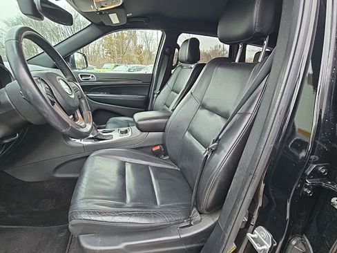 Used 2018 Jeep Grand Cherokee Limited image 15