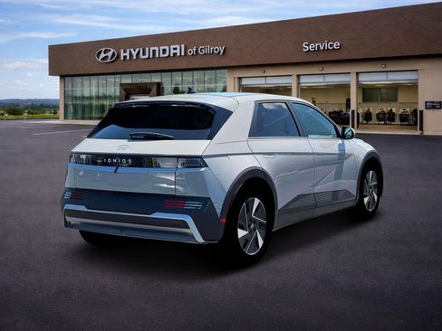 New 2026 Hyundai Ioniq 5 SE RWD image 7