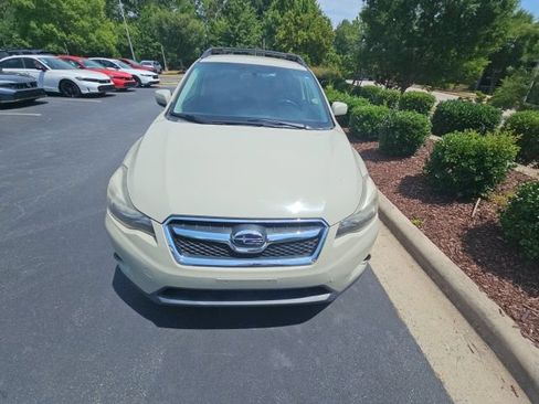 Used 2013 Subaru Crosstrek 2.0i Limited w/ Popular Pkg 2 AWD/4WD image 5