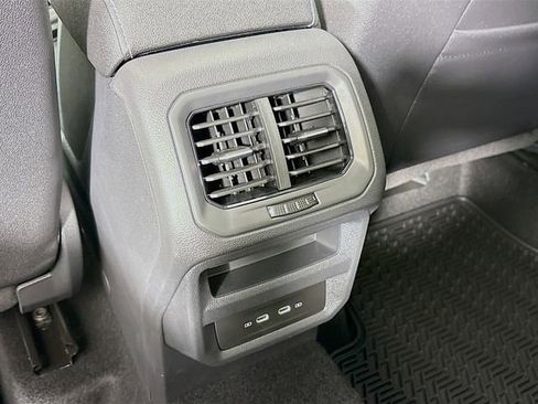 New 2026 Volkswagen Taos SEL AWD/4WD image 26