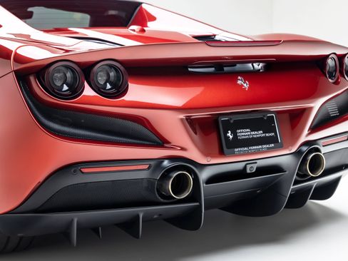 Certified 2022 Ferrari F8 Tributo RWD image 31