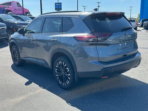 Used 2026 Nissan Rogue Dark Armor FWD image 5