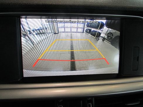 Used 2020 Kia Optima Premium image 23